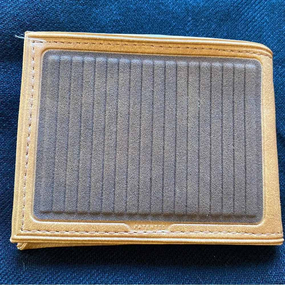 Vintage 1960’s New Steady Rider Gas Muzzler Pick Pocket Proof Vitronic Wallet!